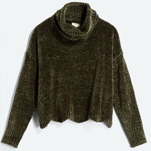 Shel Cropped Chenille Pullover GUC